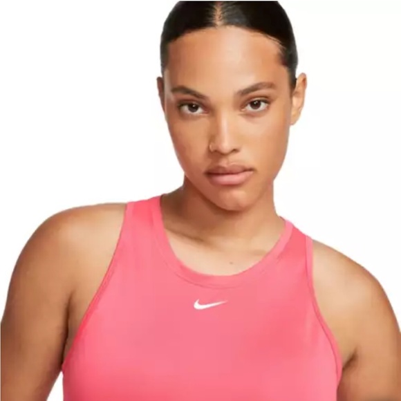 NWT!! Nike women’s tank top, pink color - Picture 3 of 12